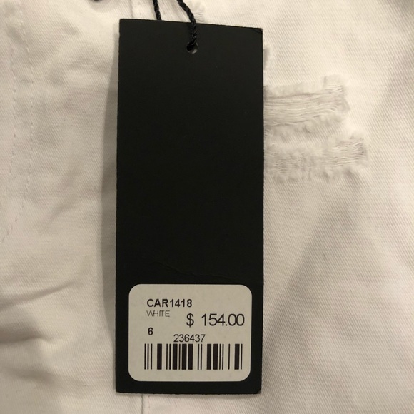 White jean skirt with buckle - Picture 3 of 3